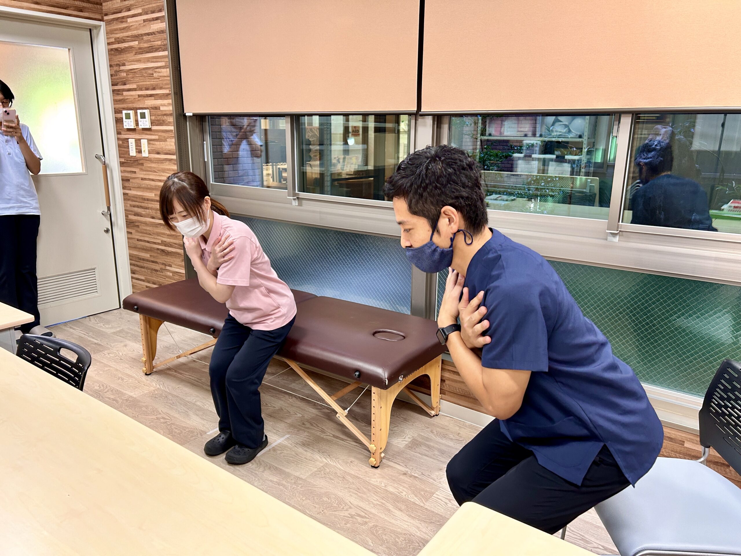 「従業員の健康管理 戦略的に」記事掲載されました 写真